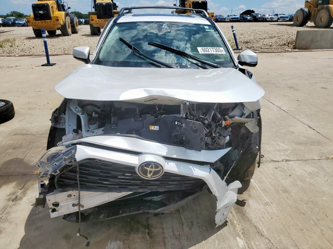 2023 Toyota Rav4 Xle Premium - Фото 5