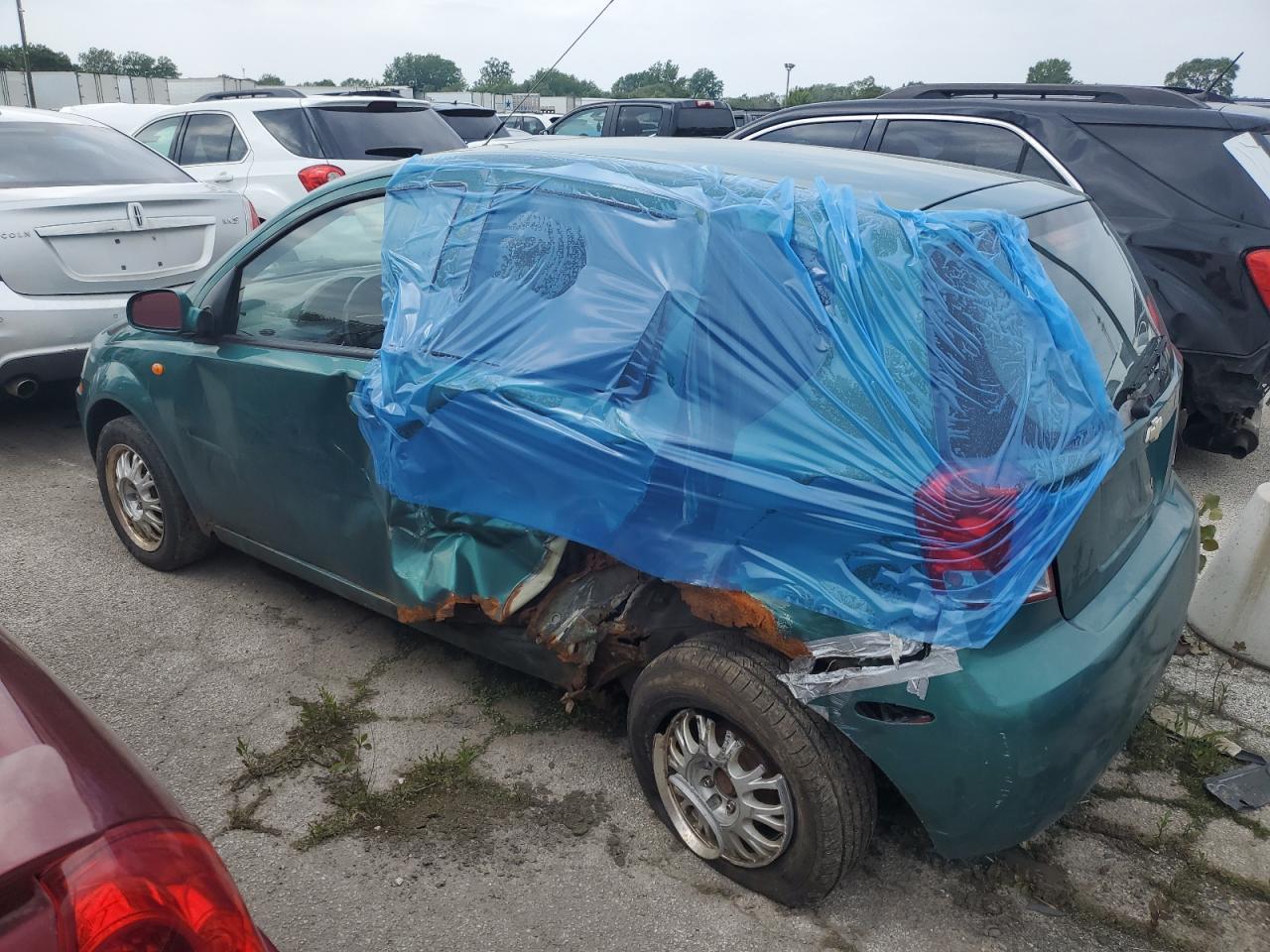 2004 Chevrolet Aveo - Фото 2