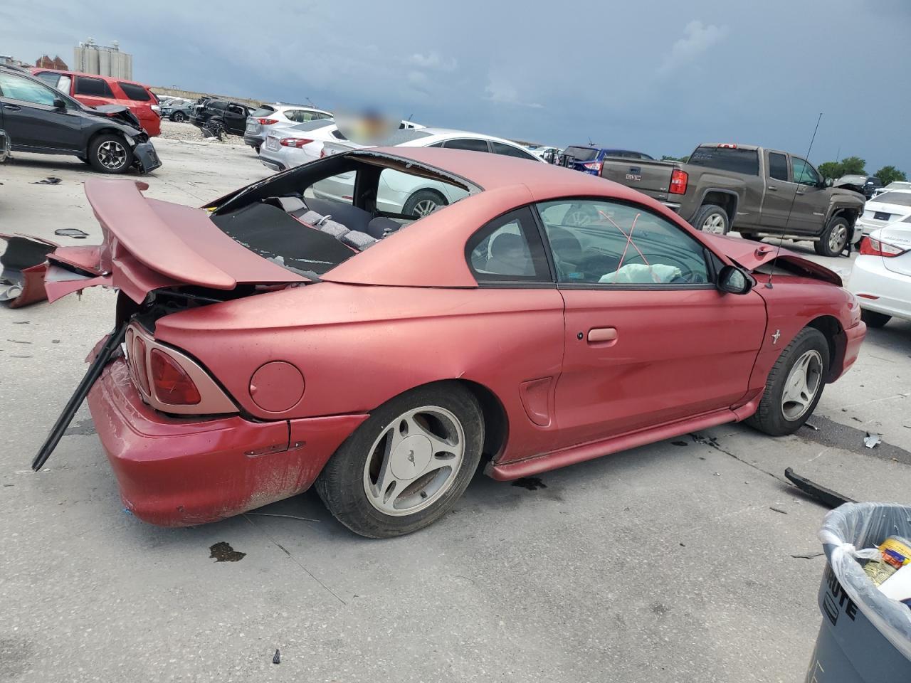 1998 Ford Mustang - Image 3