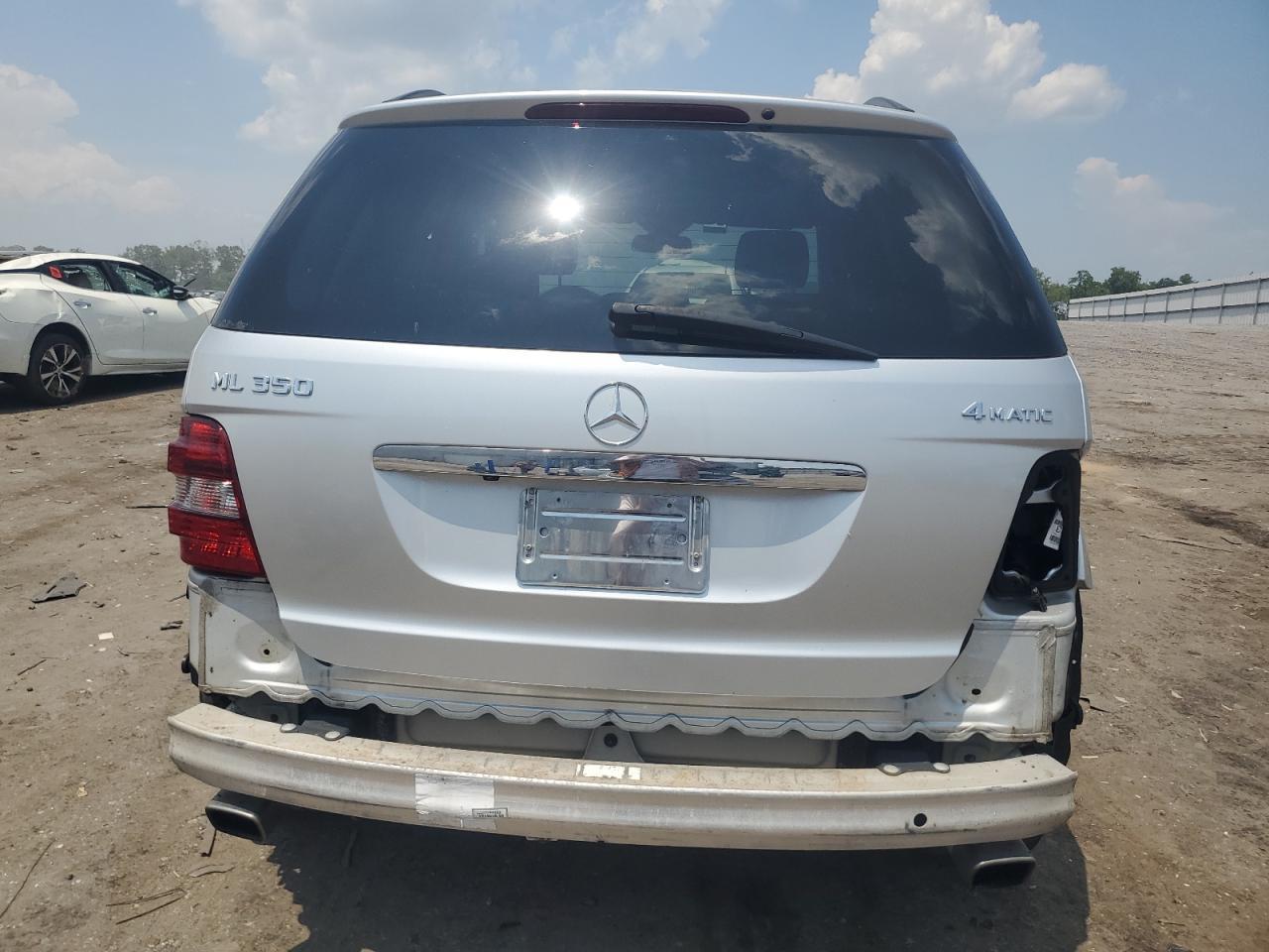 2011 Mercedes-Benz Ml 350 4Matic - Image 6