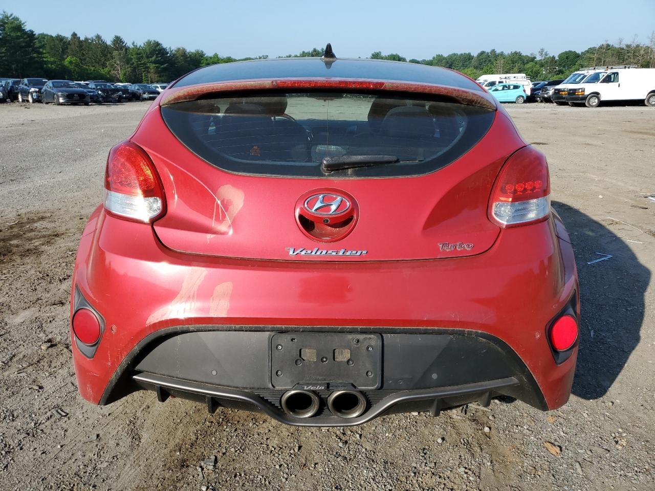 2015 Hyundai Veloster Turbo - Фото 6