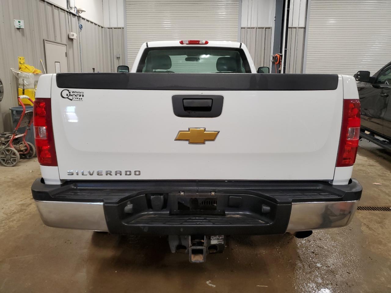 2014 Chevrolet 2500 - Фото 6
