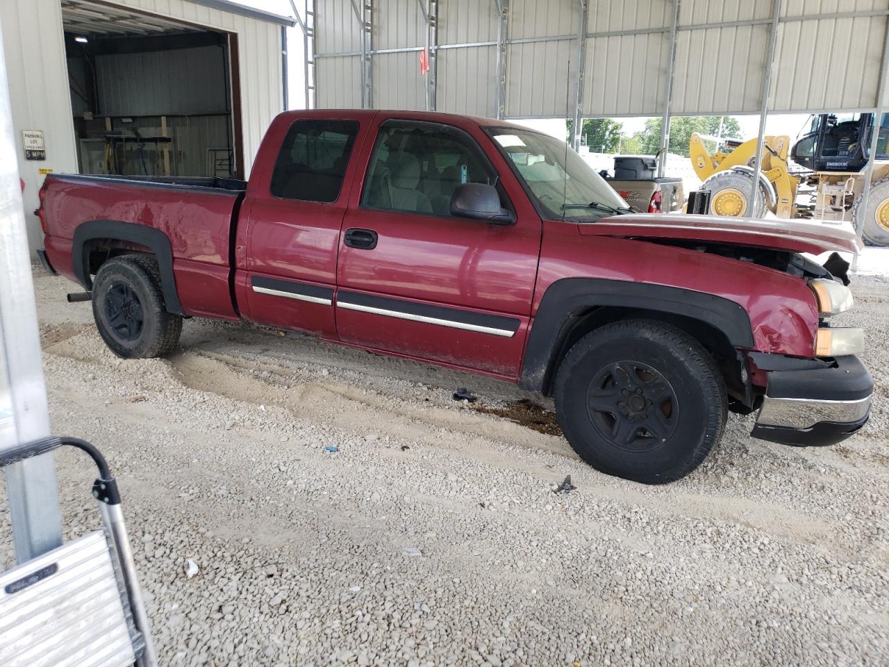 2004 Chevrolet Silverado C1500 - Image 4