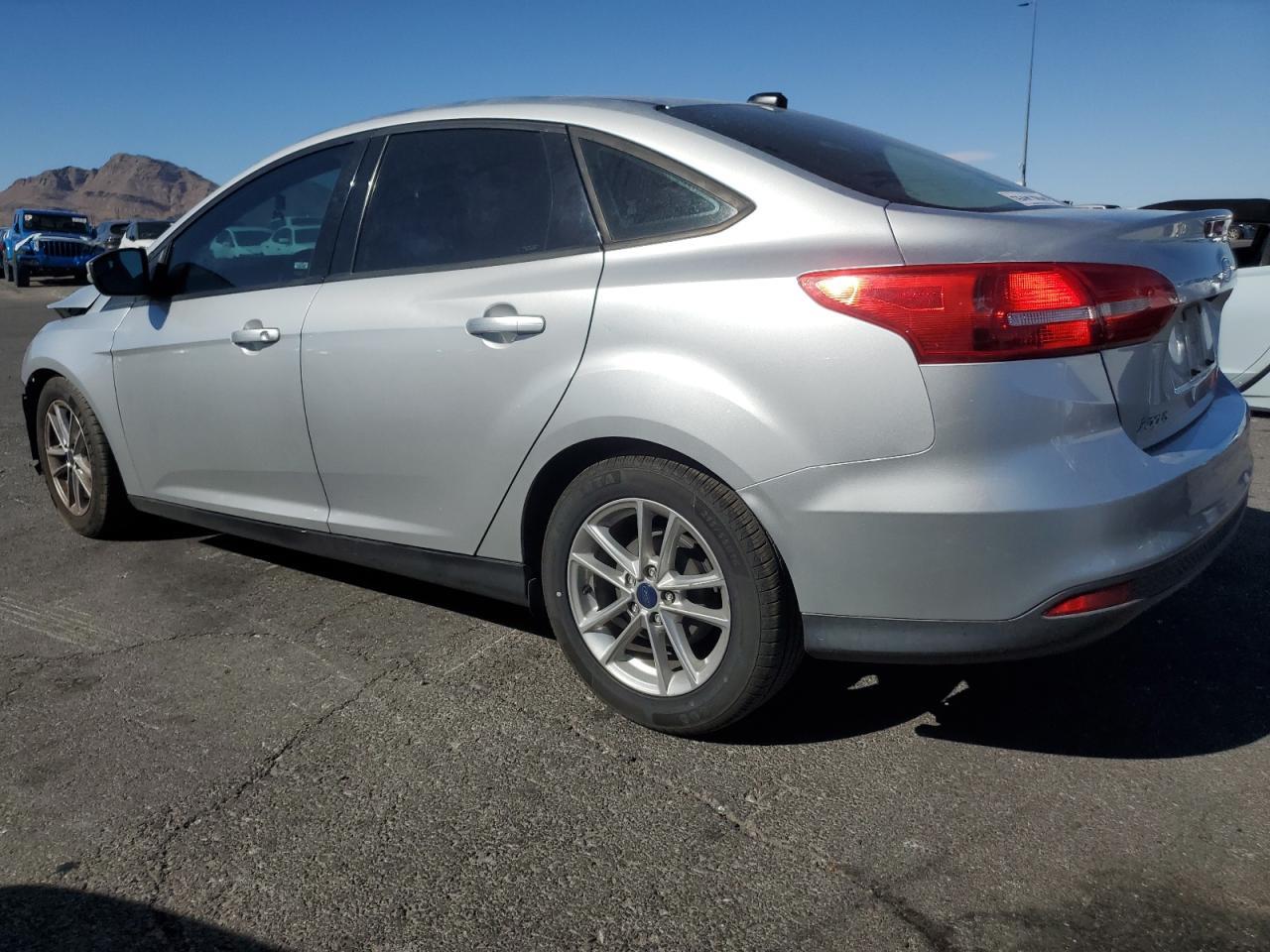2016 Ford Focus Se - Фото 2