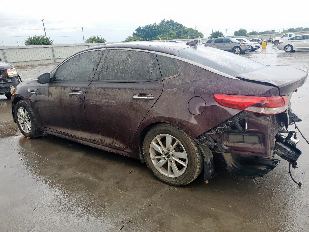 2017 Kia Optima Lx - Фото 2