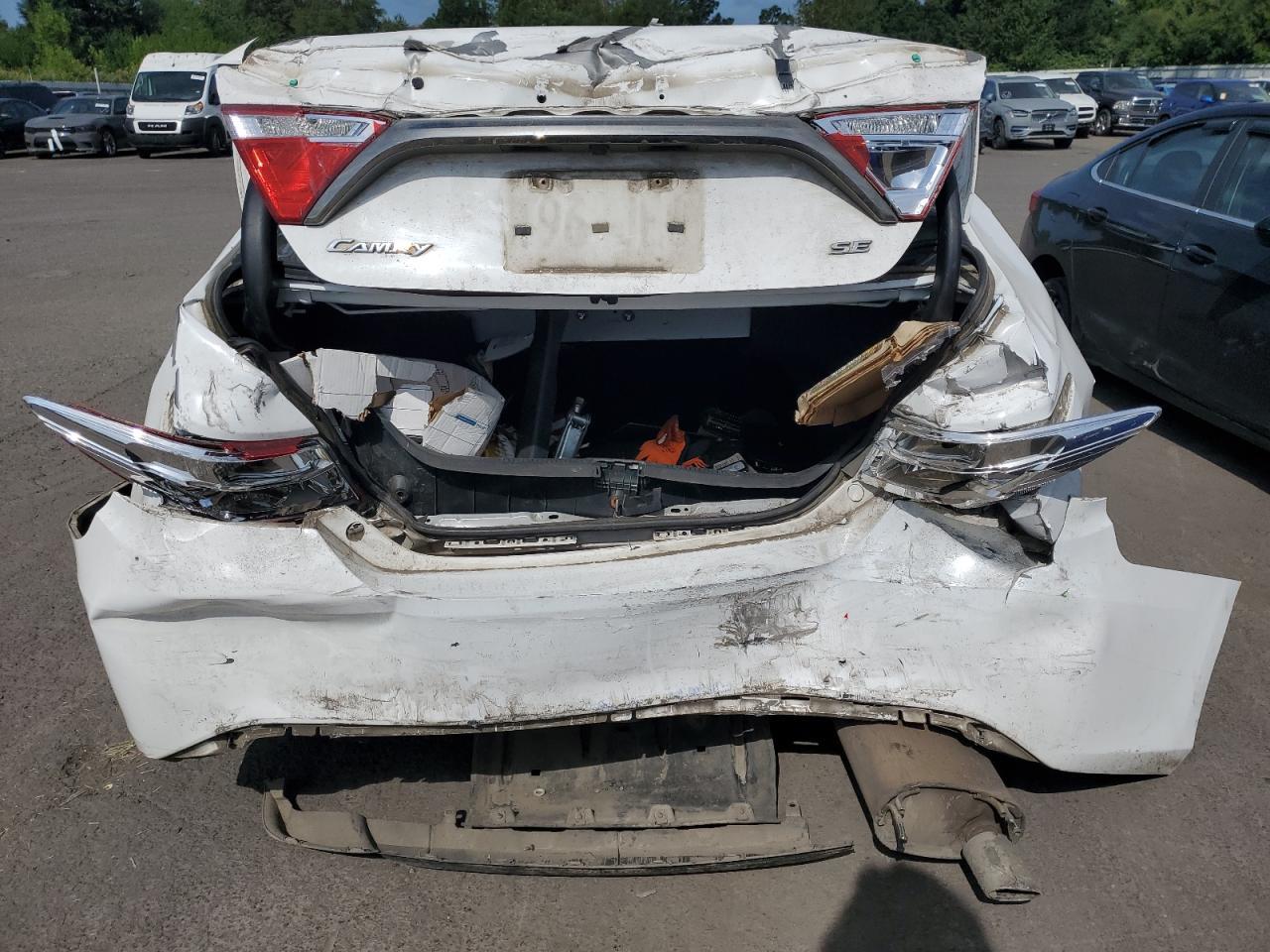 2015 Toyota Camry Le - Фото 6
