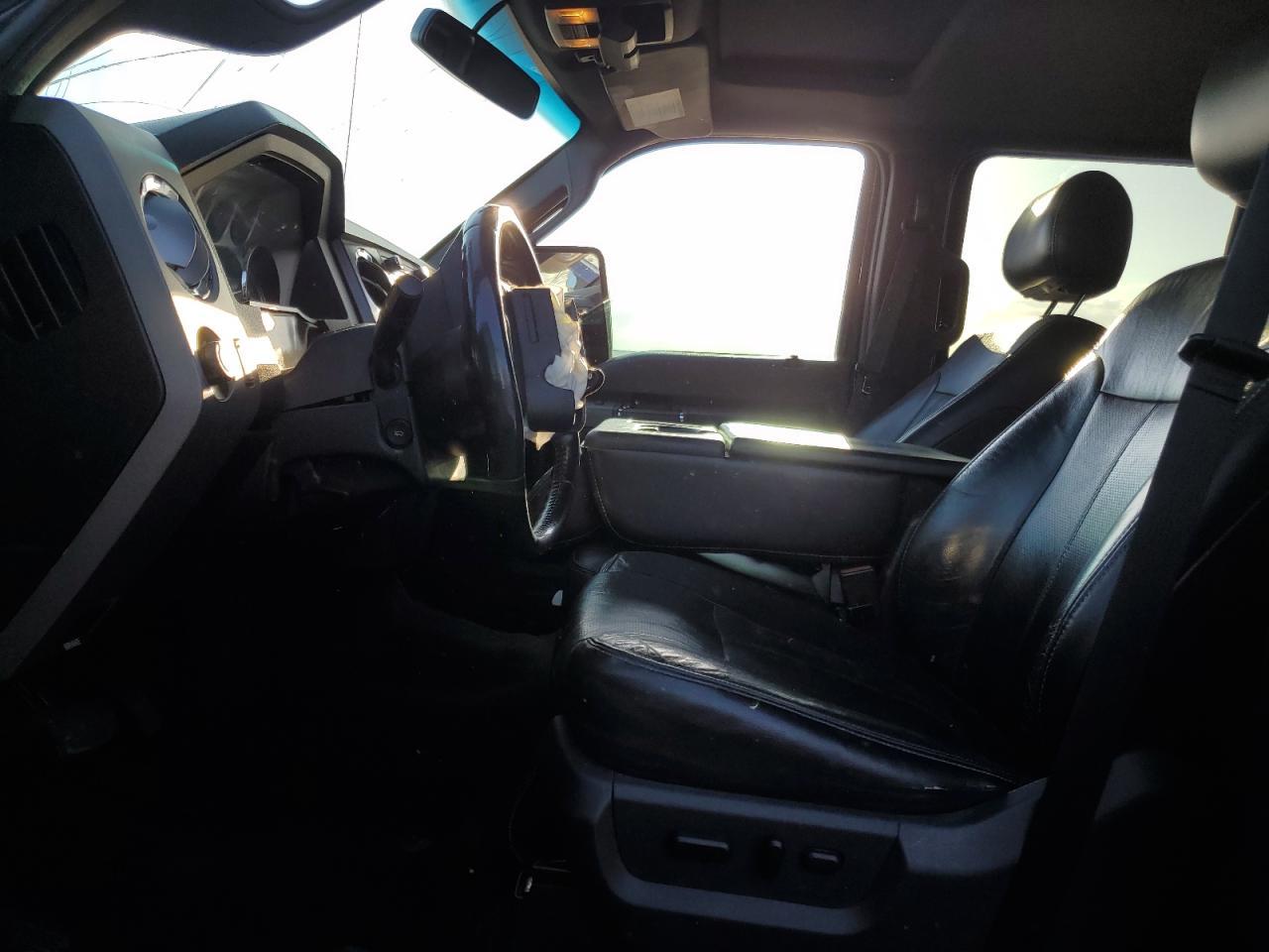 2012 Ford F250 - Image 7