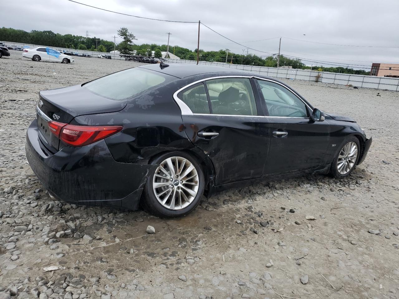 2019 Infiniti Q50 Luxe - Фото 3