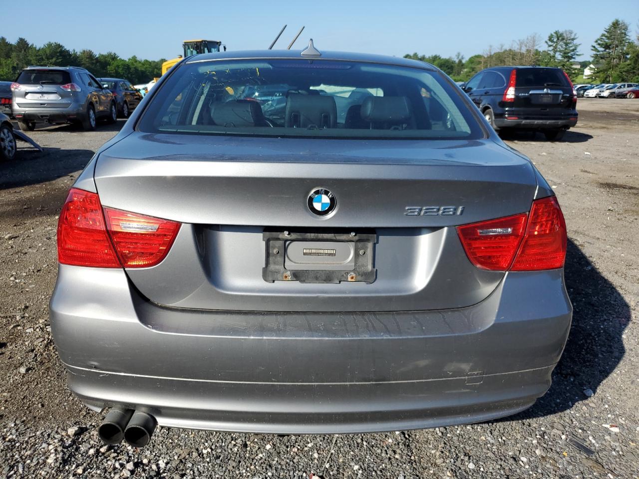 2011 BMW 328 Xi Sulev - Фото 6