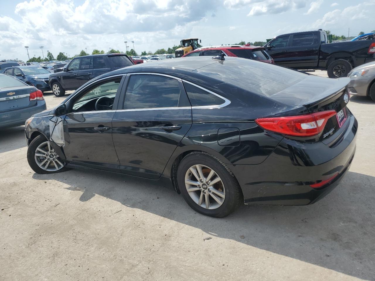 2017 Hyundai Sonata Se - Фото 2