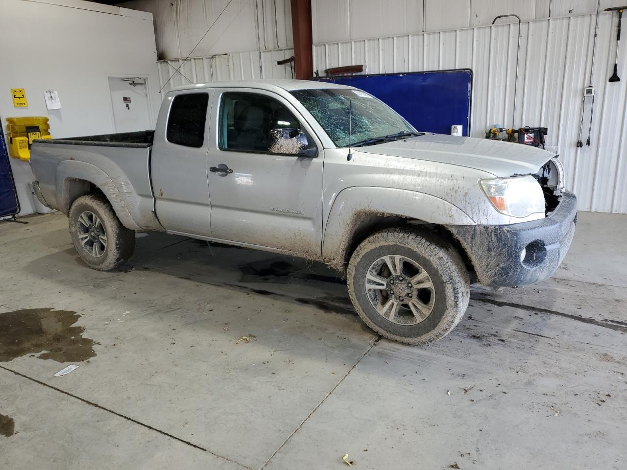 2009 Toyota Tacoma Access Cab - Image 4