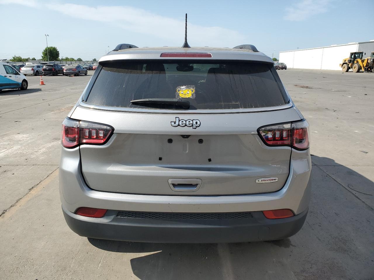 2022 Jeep Compass Latitude - Фото 6