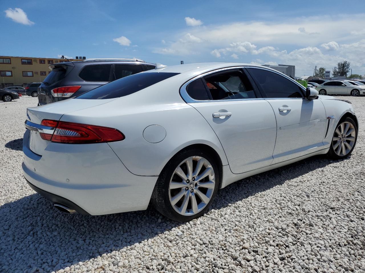 2013 Jaguar Xf - Фото 3