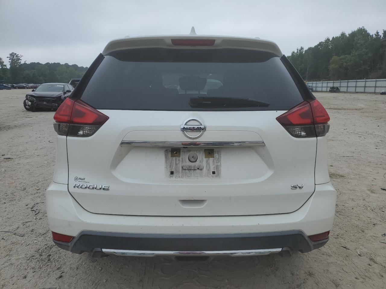 2017 Nissan Rogue S - Image 6