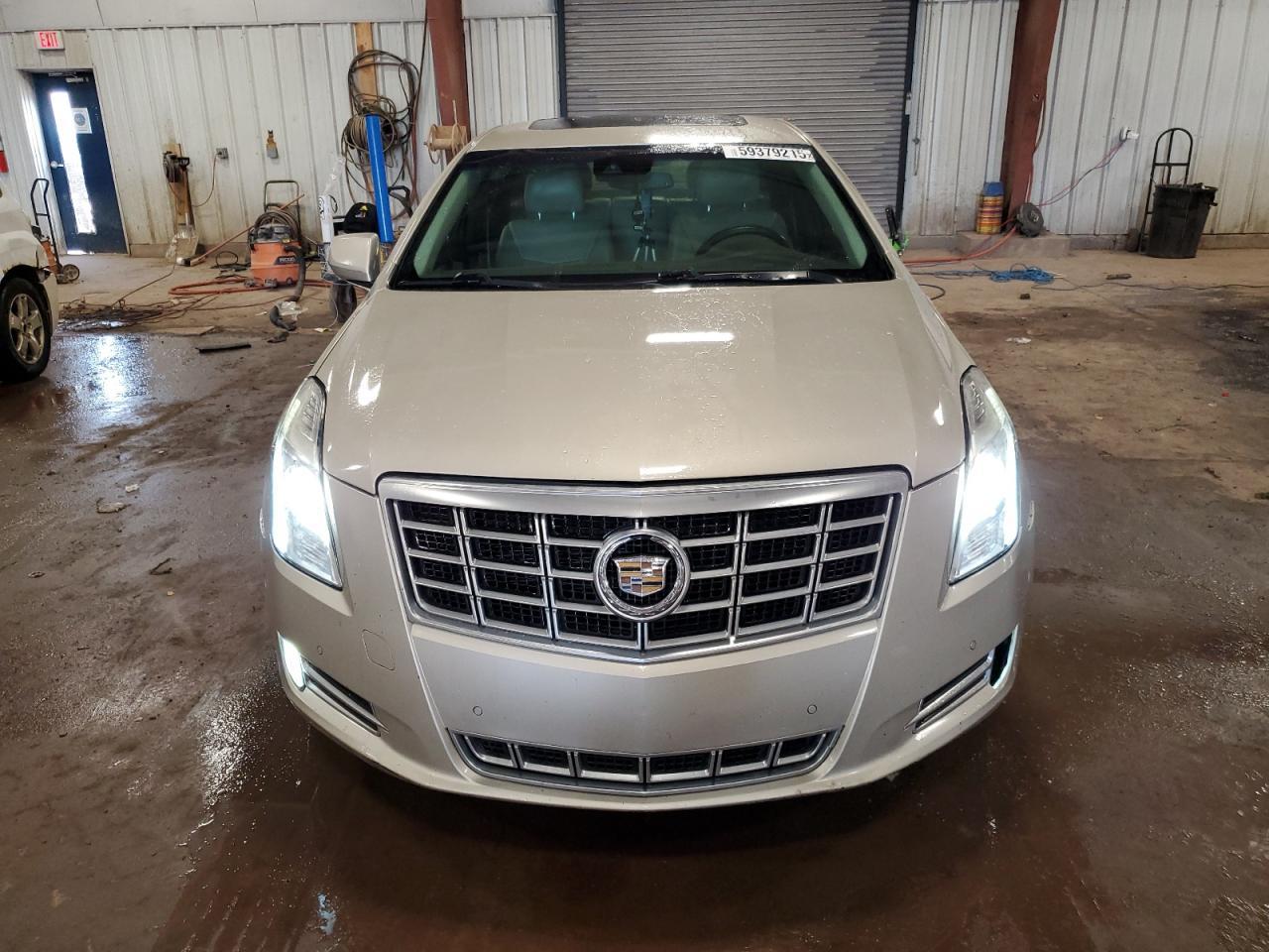 2014 Cadillac Xts Luxury Collection - Image 5