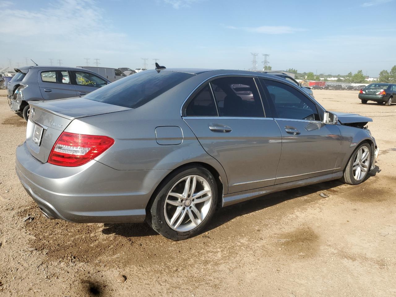 2013 Mercedes-Benz C 300 4Matic - Фото 3
