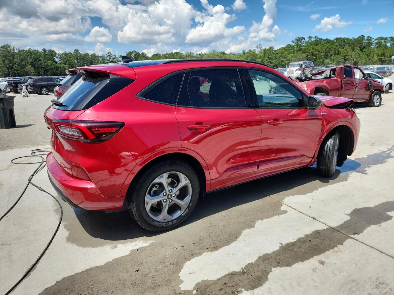 2024 Ford Escape St Line - Image 3