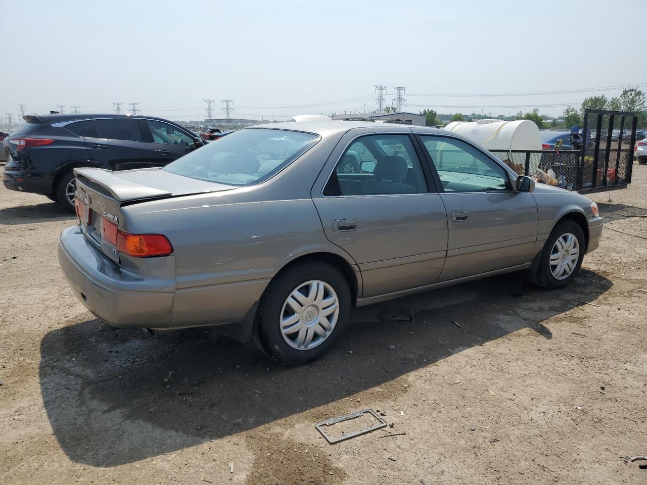 2000 Toyota Camry Le - Фото 3