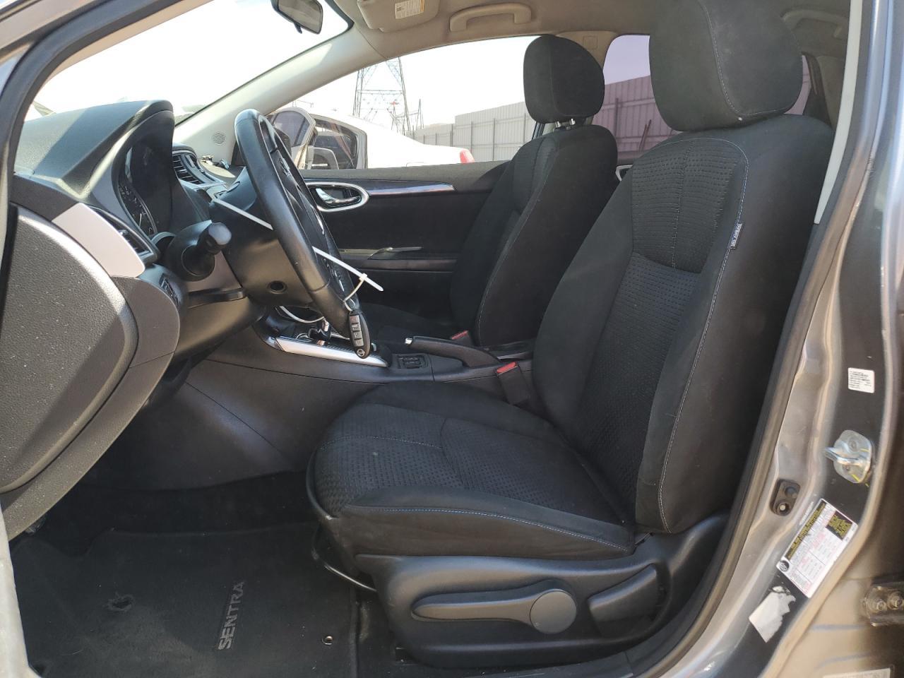 2019 Nissan Sentra S - Фото 7