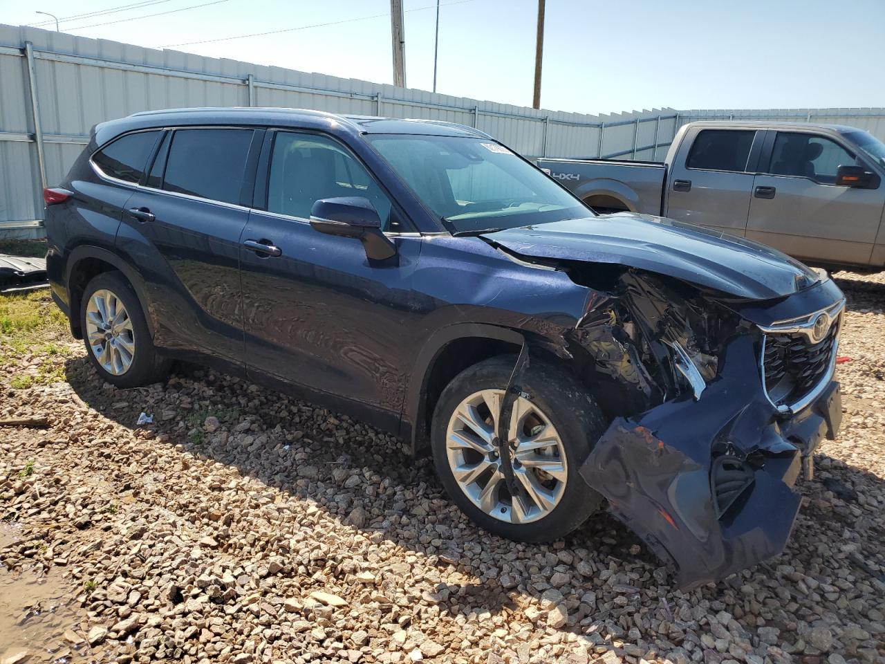 2022 Toyota Highlander Limited - Фото 4