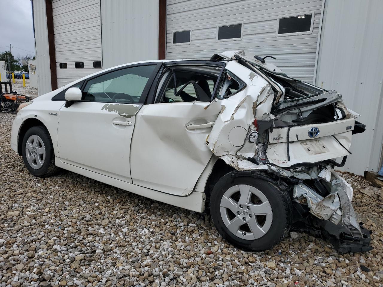 2010 Toyota Prius - Фото 2