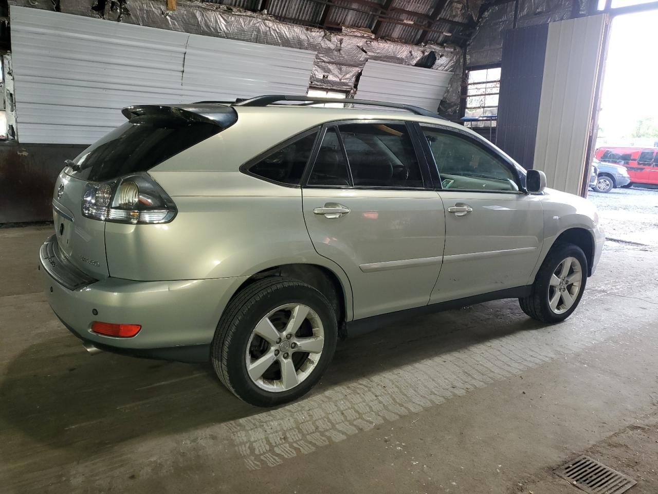 2004 Lexus Rx 330 - Image 3