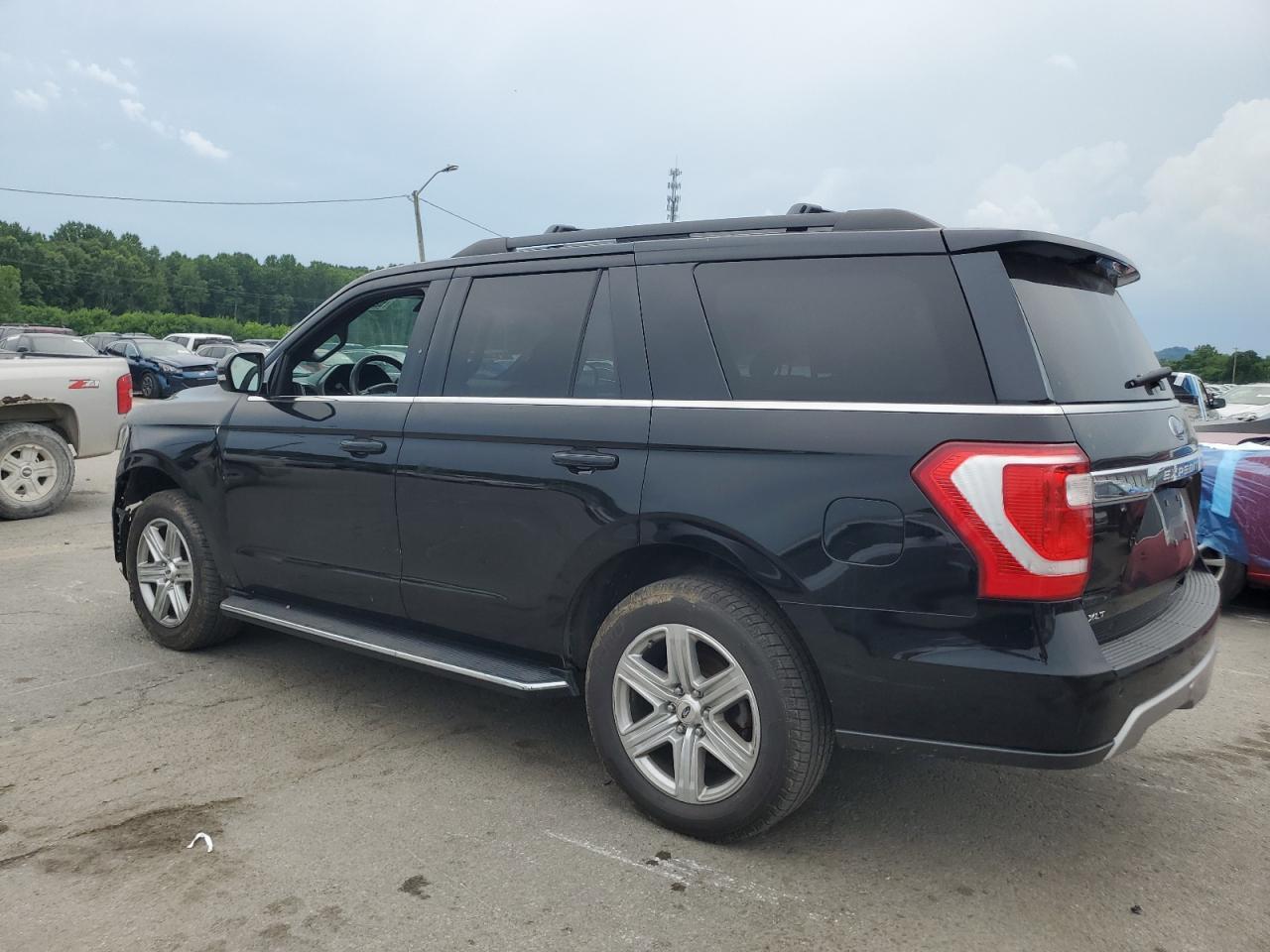 2018 Ford Expedition Xlt - Фото 2