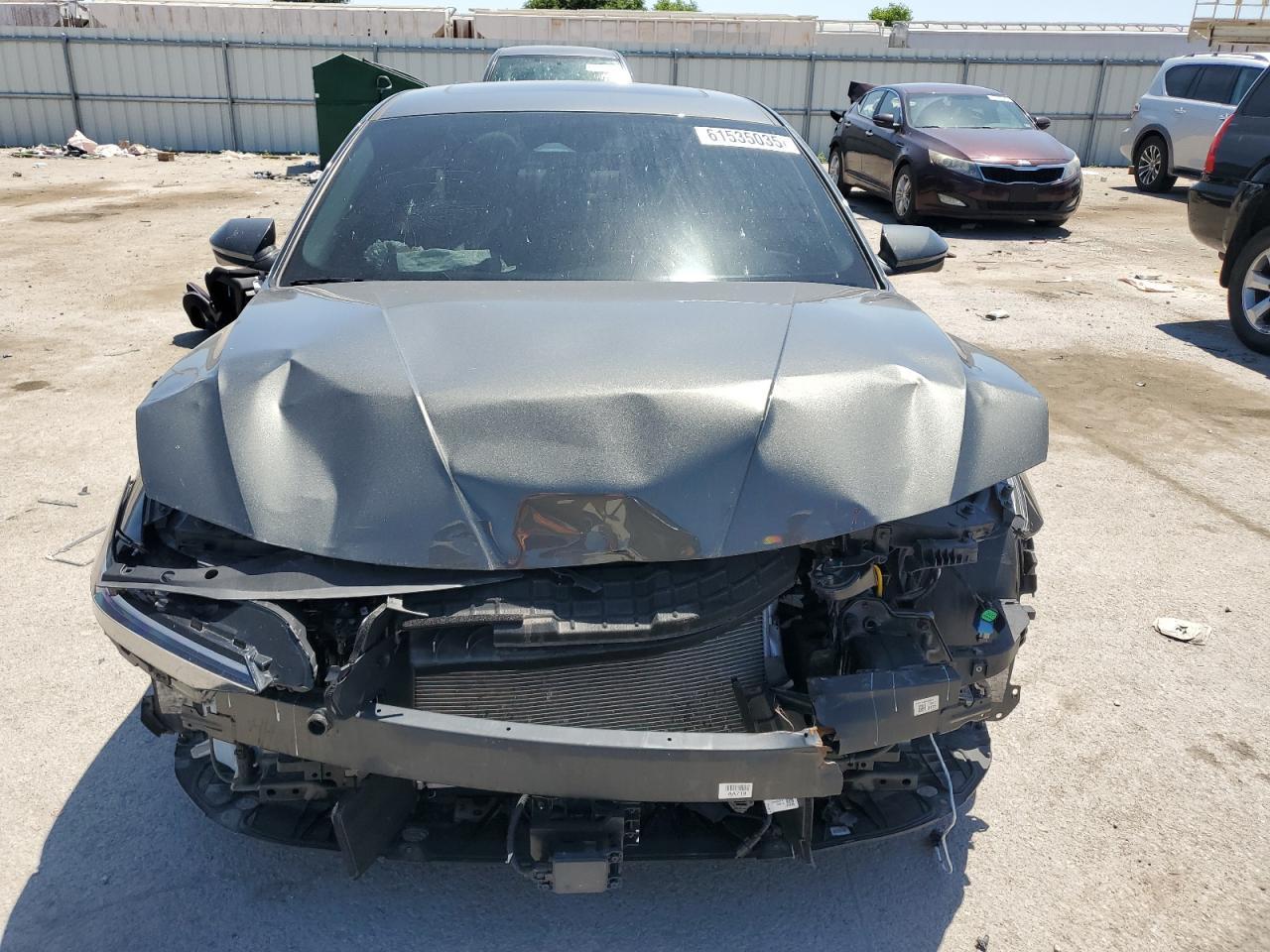 2024 Hyundai Elantra Limited - Image 5