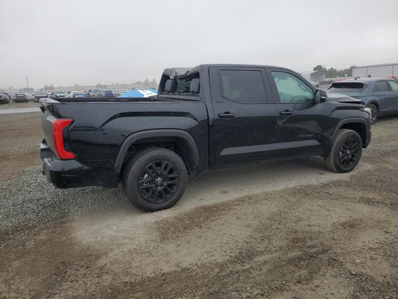2025 Toyota Tundra Crewmax Limited - Image 3