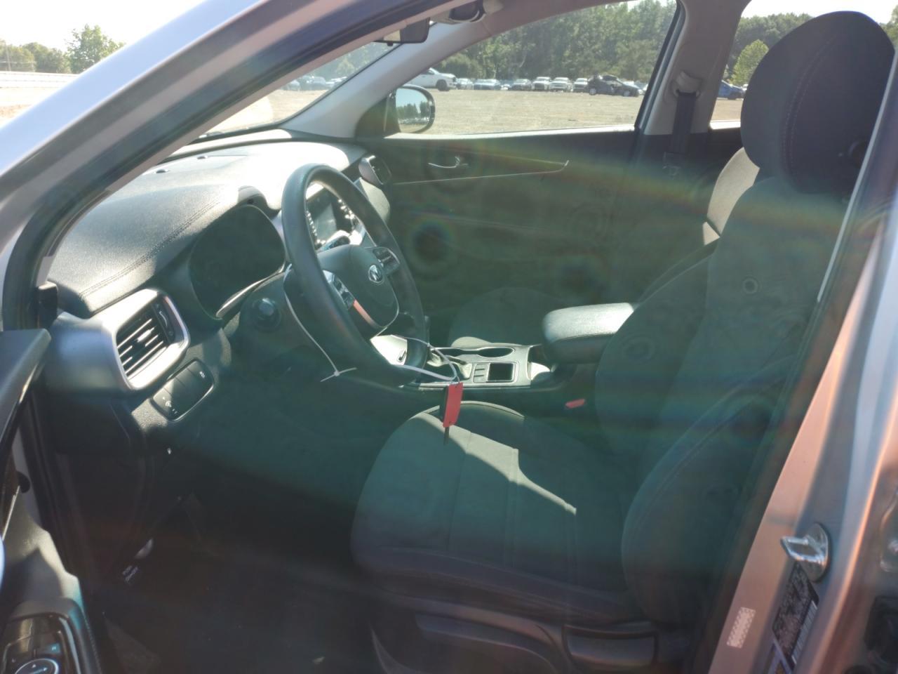 2020 Kia Sorento S - Фото 7