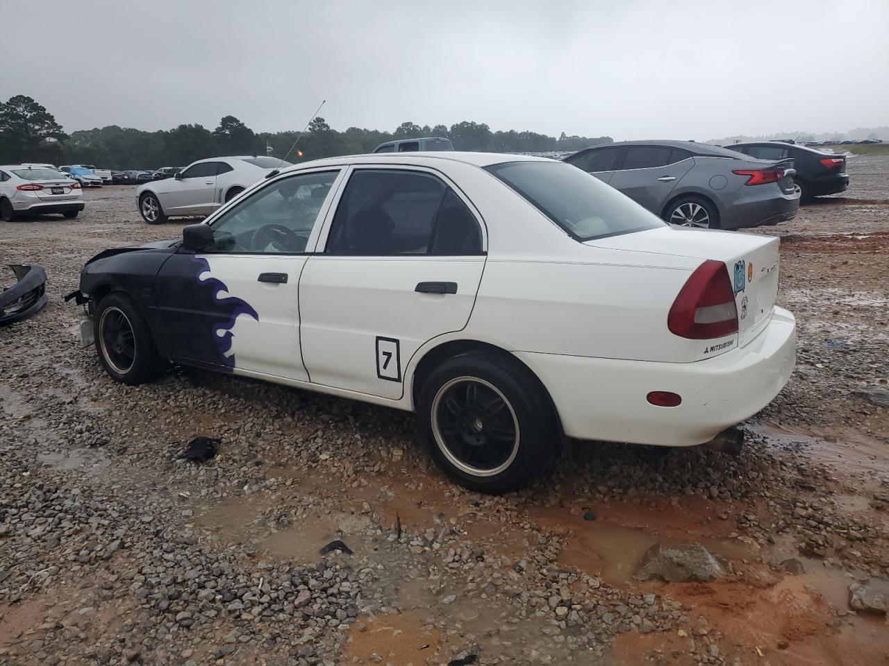1997 Mitsubishi Mirage De - Image 2
