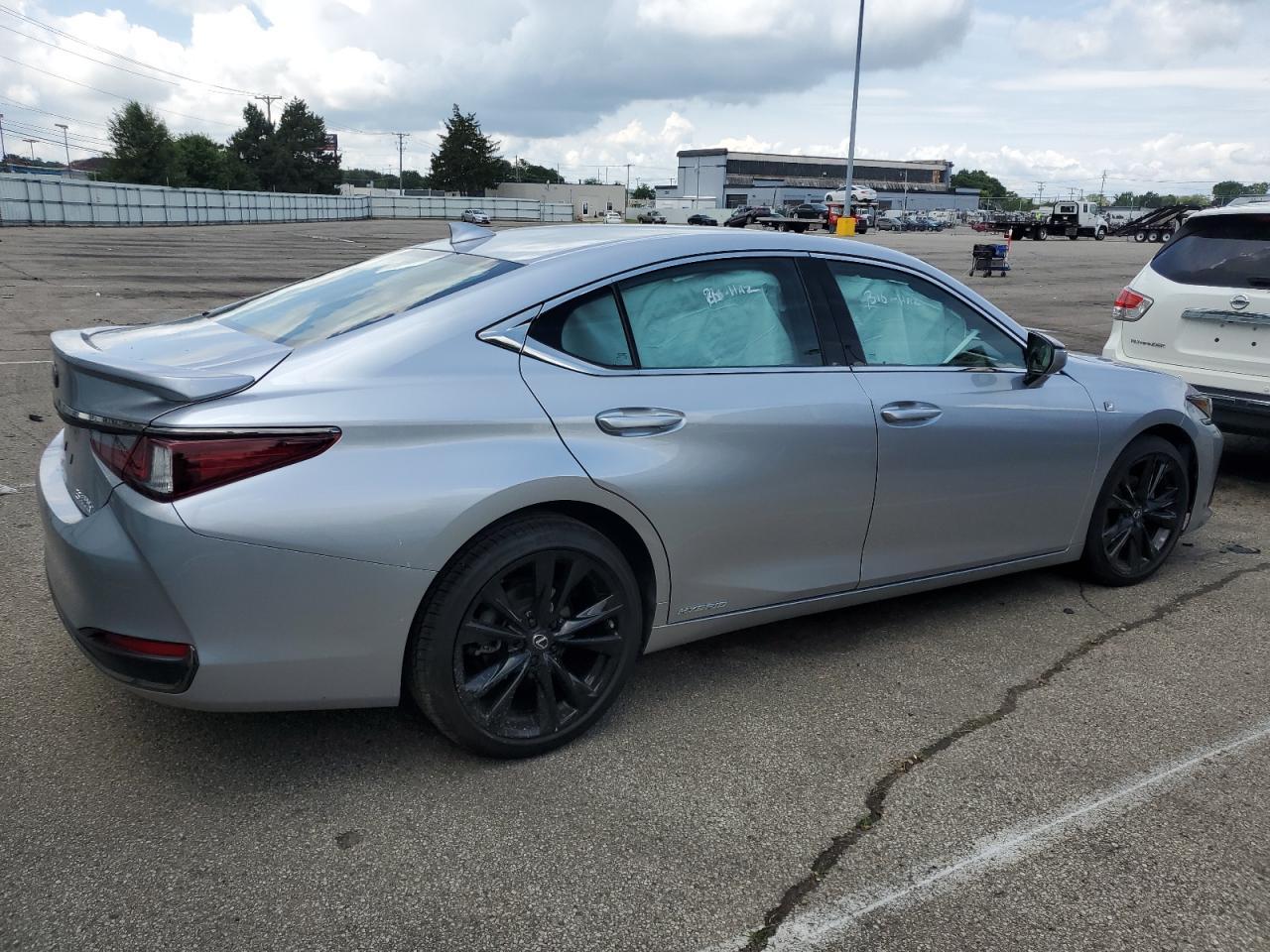 2022 Lexus Es 300H Base - Фото 3