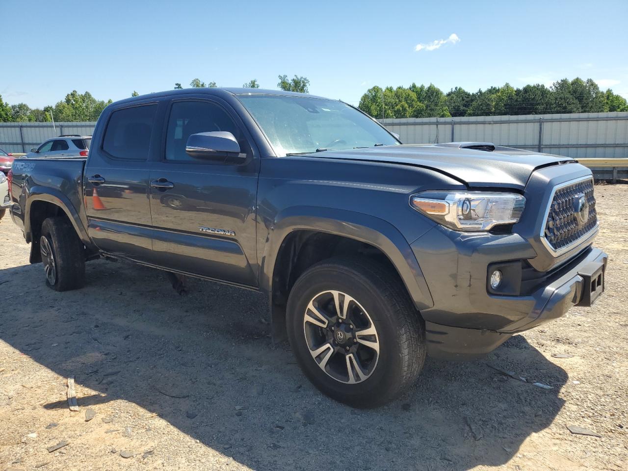 2019 Toyota Tacoma Double Cab - Image 4