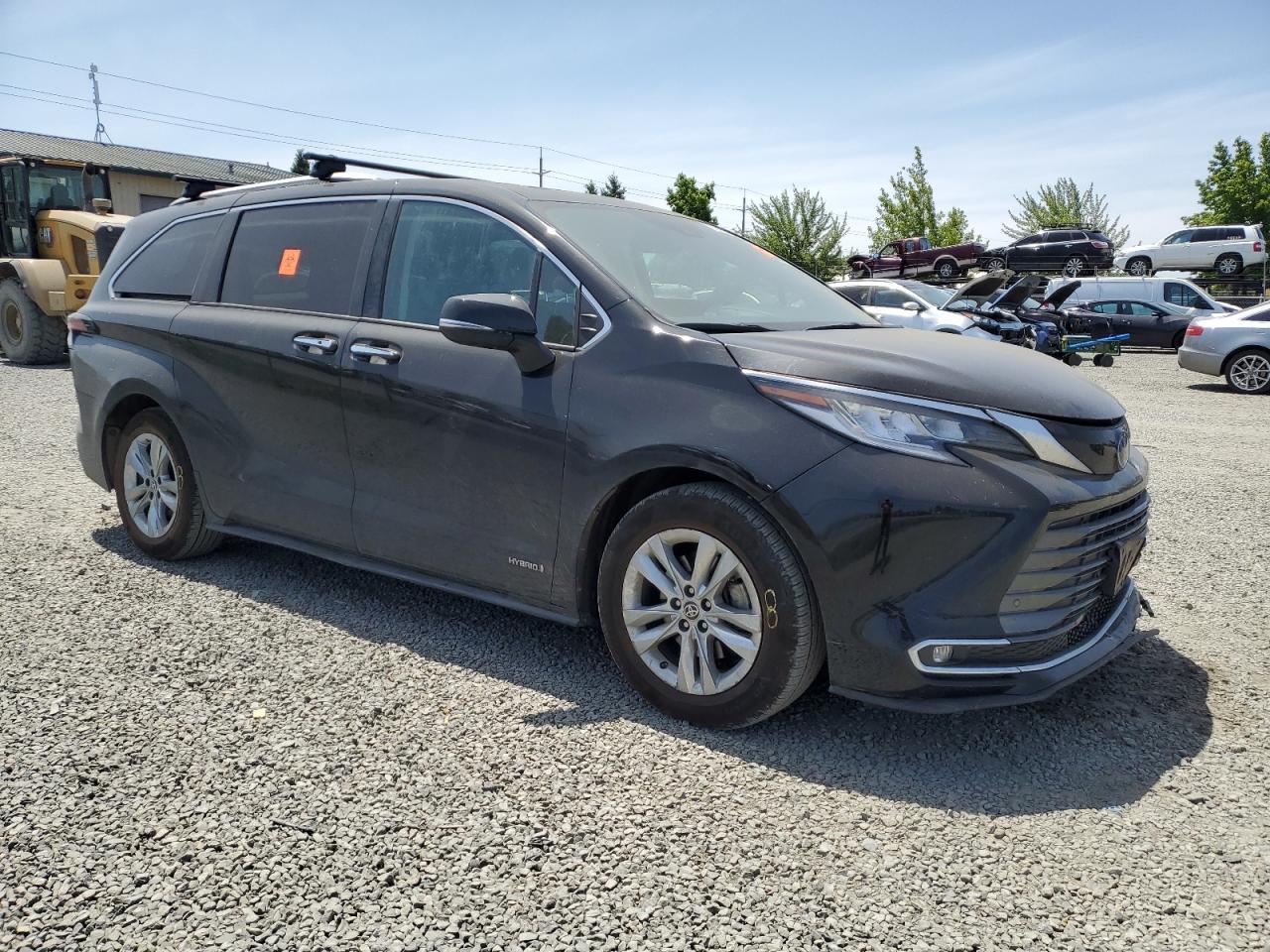 2021 Toyota Sienna Limited - Image 4