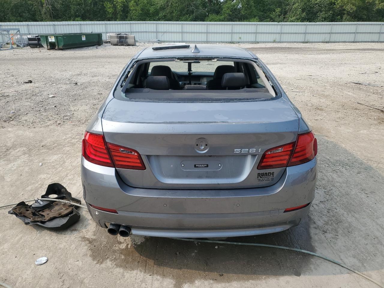 2012 BMW 528 Xi - Image 6