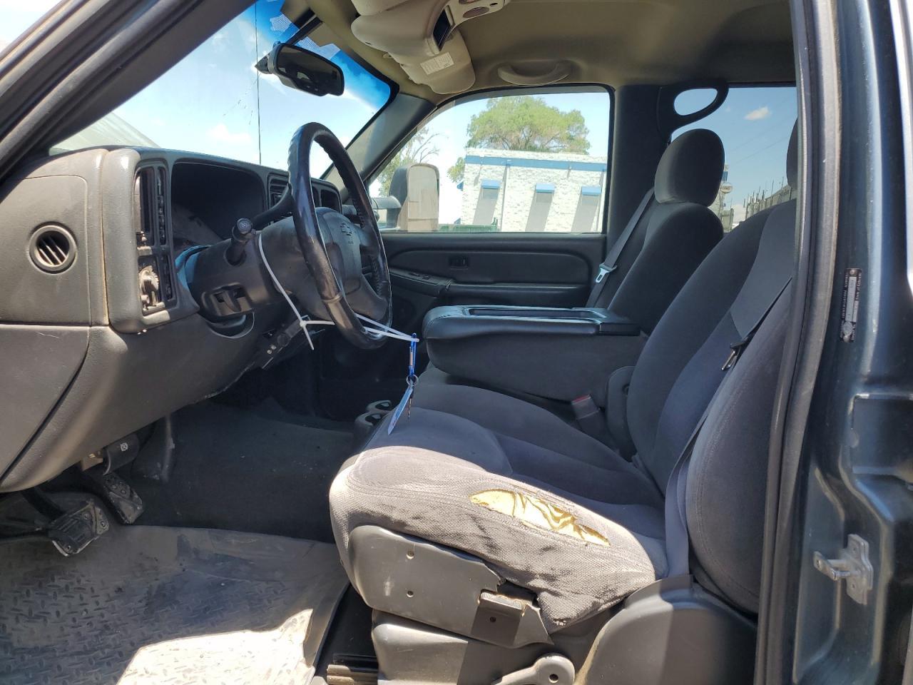 2006 Chevrolet Silverado C1500 - Image 7