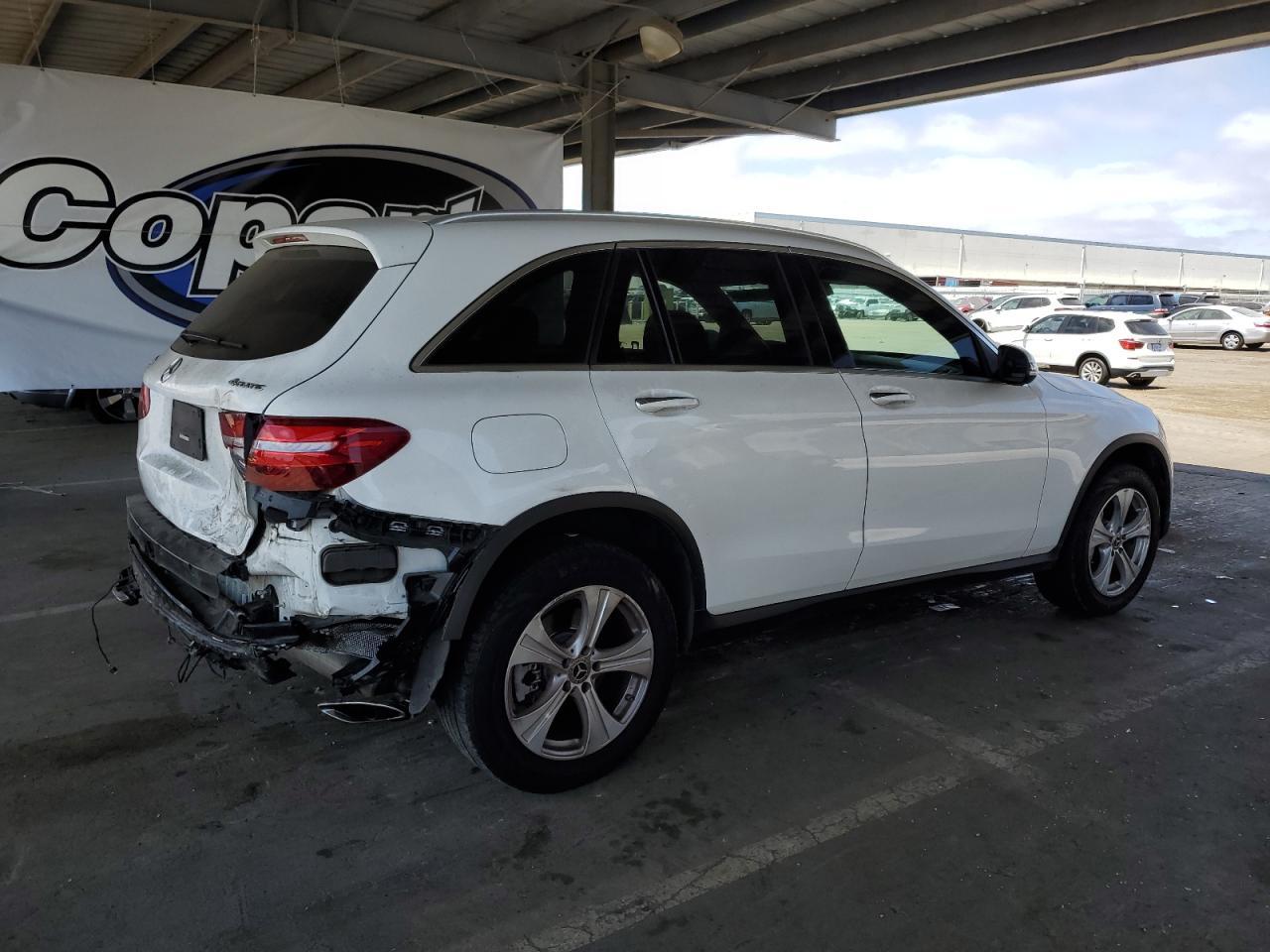2018 Mercedes-Benz Glc 300 4Matic - Фото 3