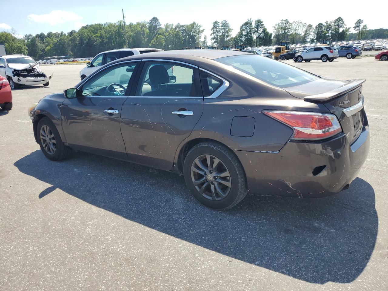 2015 Nissan Altima 2.5 - Фото 2