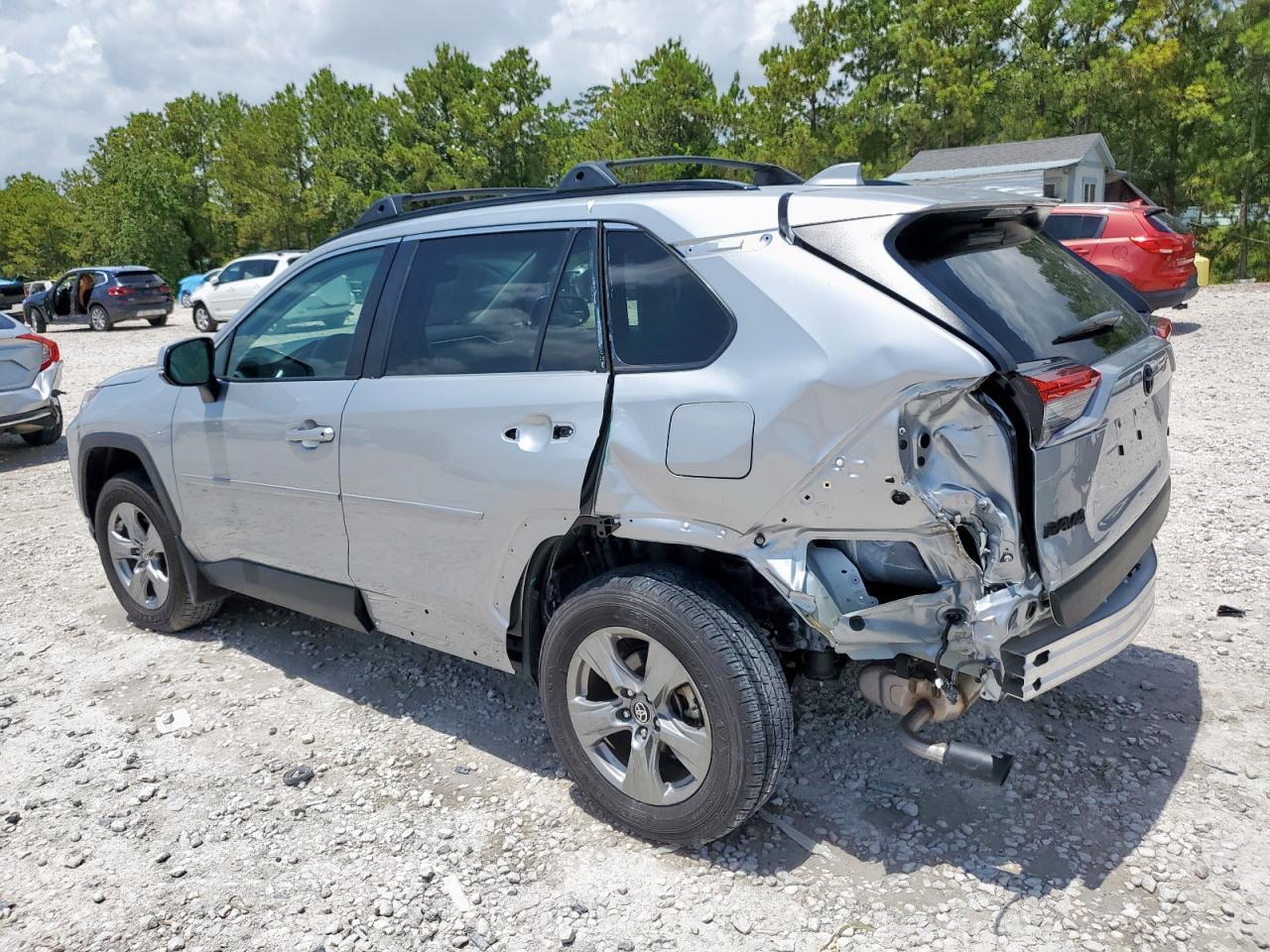 2024 Toyota Rav4 Xle - Фото 2
