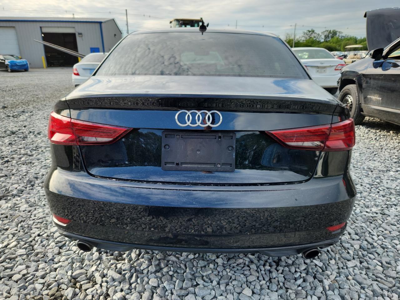 2017 Audi A3 Premium - Фото 6
