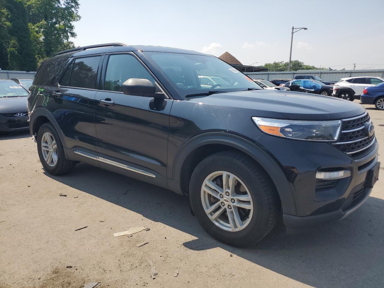 2023 Ford Explorer Xlt - Фото 4