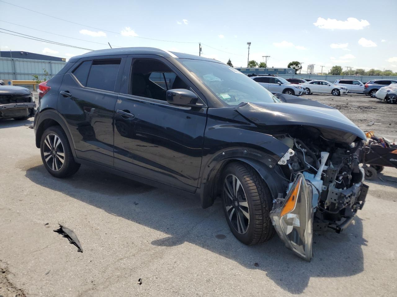 2020 Nissan Kicks Sv - Image 4