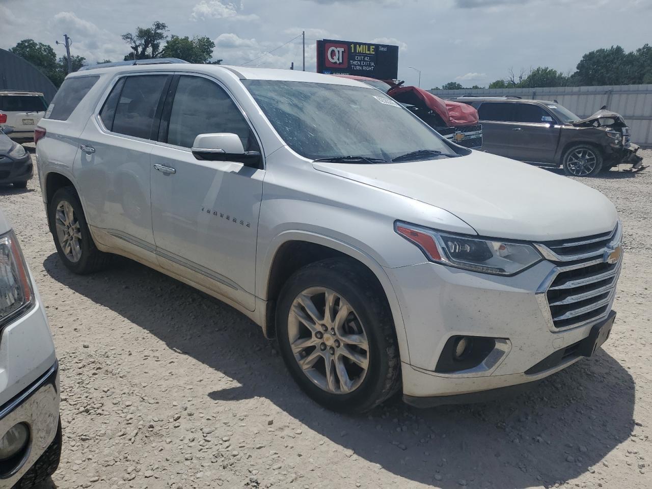 2019 Chevrolet Traverse High Country - Image 4