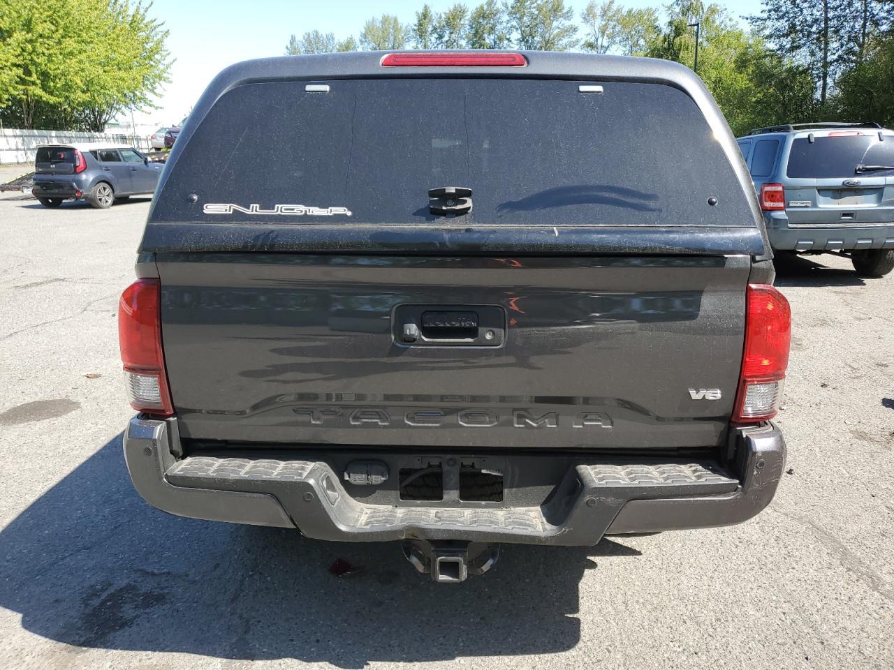 2019 Toyota Tacoma Double Cab - Image 6