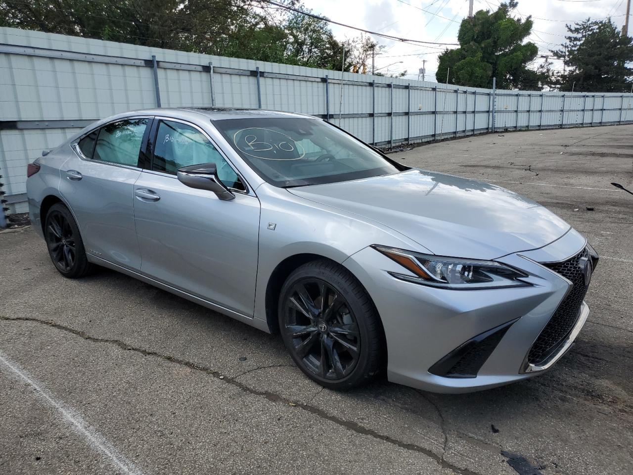 2022 Lexus Es 300H Base - Фото 4