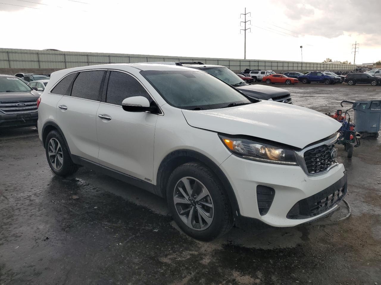 2020 Kia Sorento S - Image 4