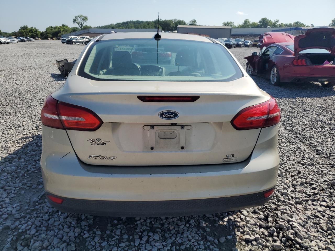 2018 Ford Focus Se - Image 6