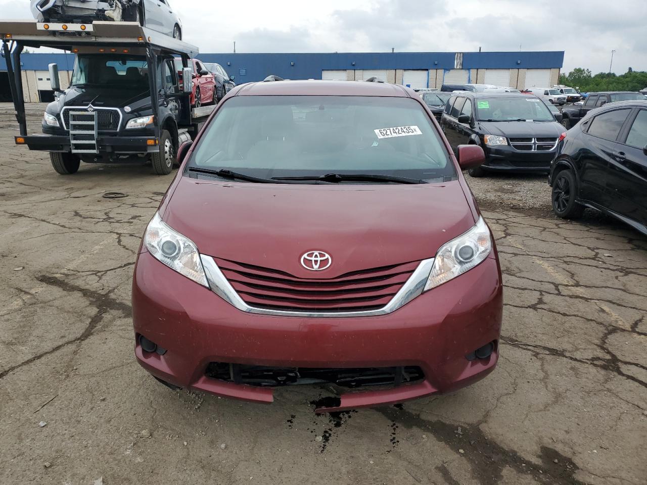 2017 Toyota Sienna Le - Фото 5