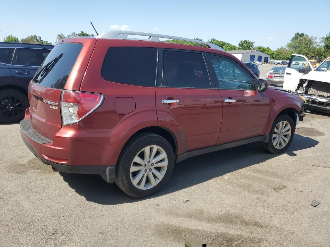 2011 Subaru Forester Touring - Фото 3
