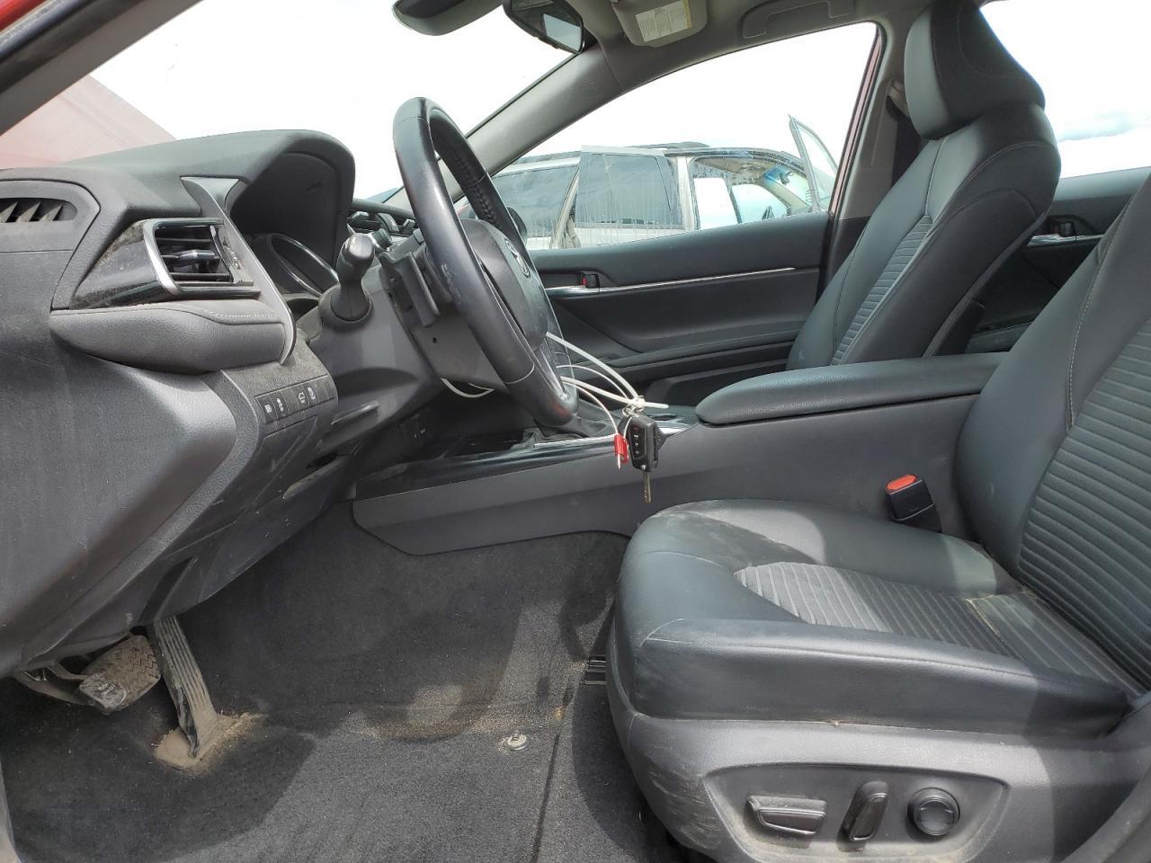 2020 Toyota Camry Se - Image 7